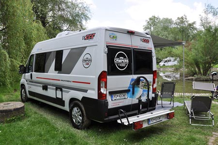 Najem avtodoma Adria V-Series V60 SPF Family/Pograd Avtomatski menjalnik