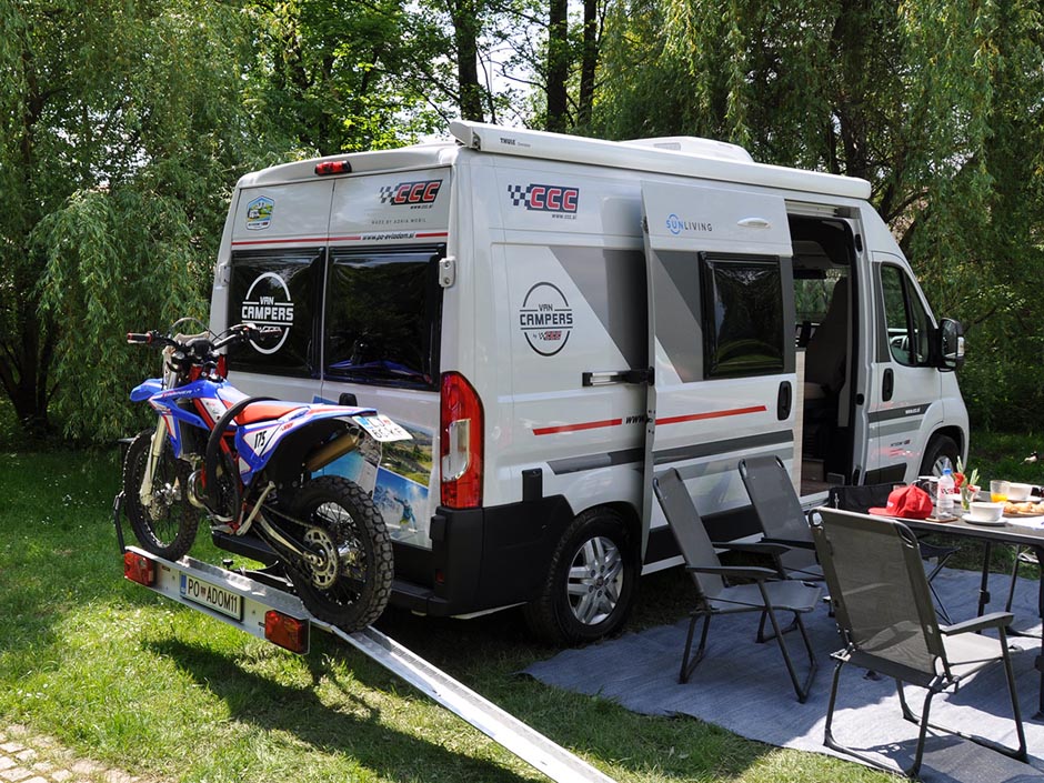 Najem avtodoma Adria V-Series V60 SPF Family/Pograd Avtomatski menjalnik