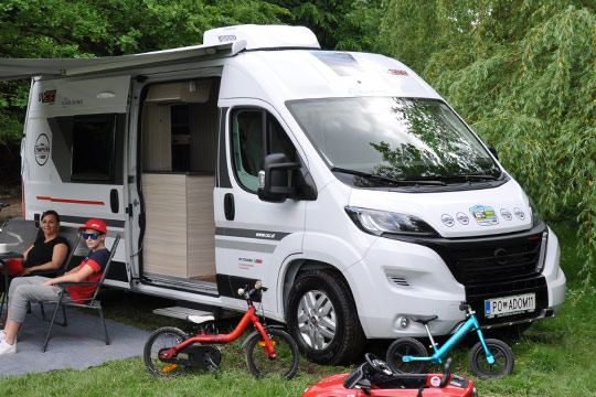 Najem avtodoma Adria V-Series V60 SPF Family/Pograd