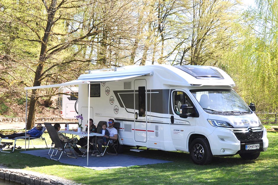 Najem avtodoma Adria Matrix Plus 670 SC