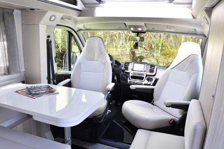 Najem avtodoma Adria Compact SL Plus