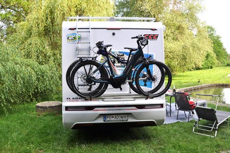 Najem avtodoma Adria Matrix Plus 670 SL