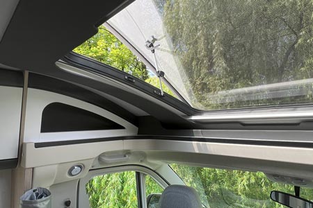 Najem avtodoma Adria C-Series C60 SP