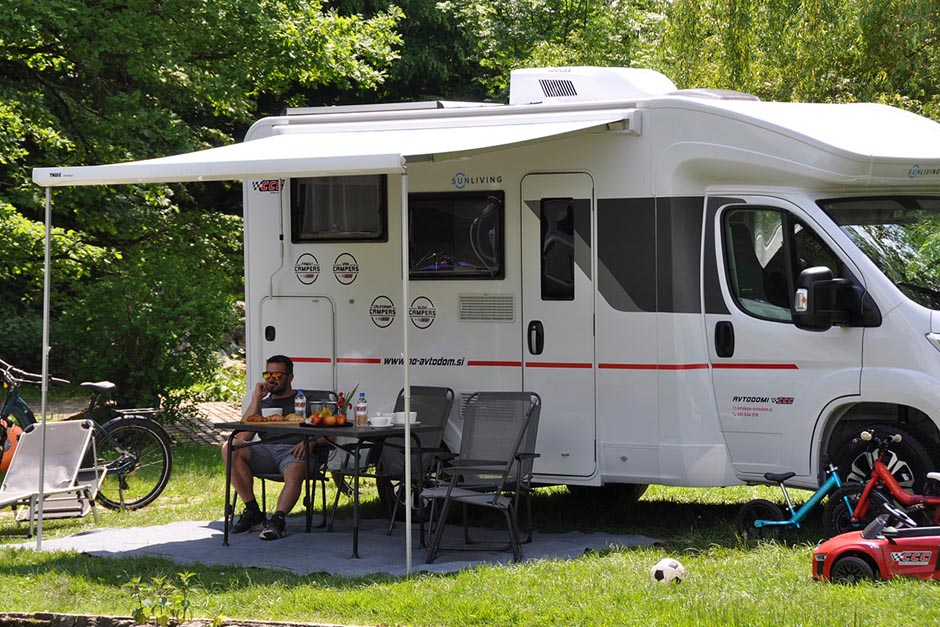 Najem avtodoma Adria S-Series S60 SP