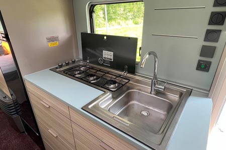 Najem počitniške prikolice Adria Altea 542 PK