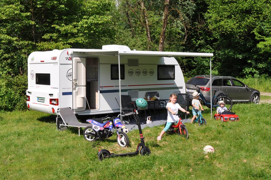 Najem počitniške prikolice Adria Altea 542 PK