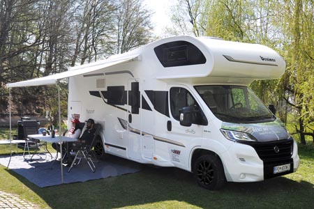 Najem avtodoma Benimar Sport 346