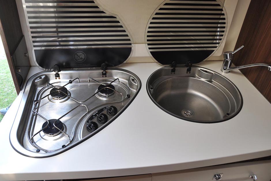 Najem avtodoma Benimar Mileo 263