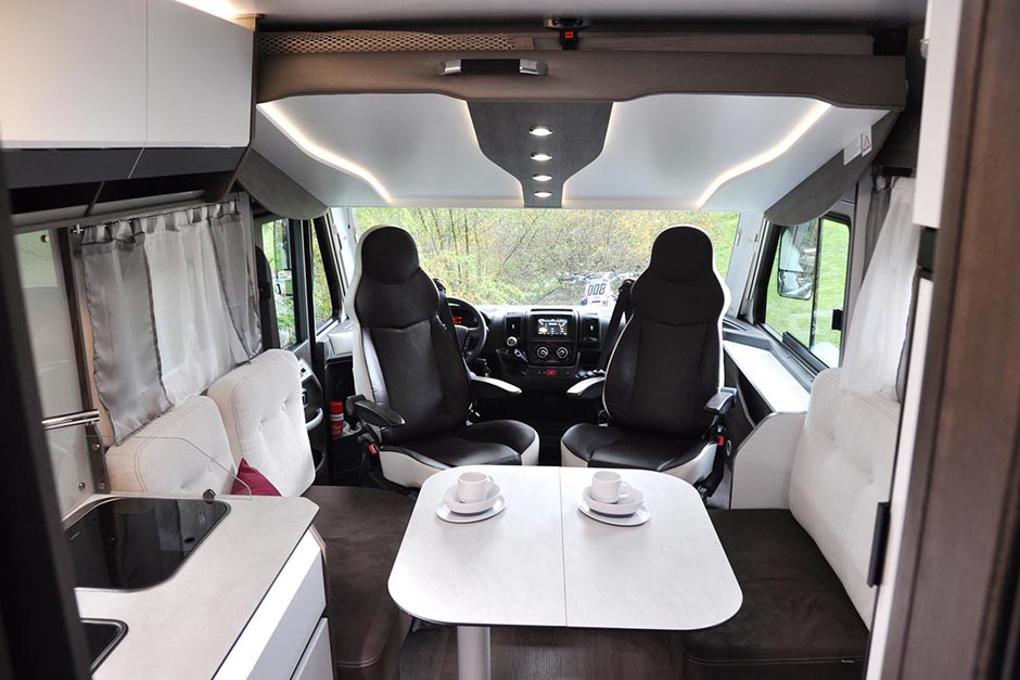 Najem avtodoma Benimar Amphitryon 997