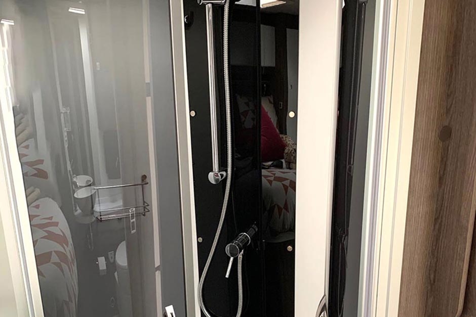 Najem avtodoma Benimar Amphitryon 997