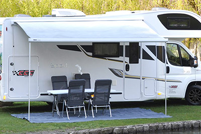 Najem avtodoma dodatna oprema - tenda