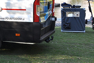 Najem avtodoma dodatna oprema - vlečna kljuka