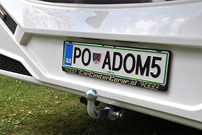 Najem avtodoma dodatna oprema - vlečna kljuka